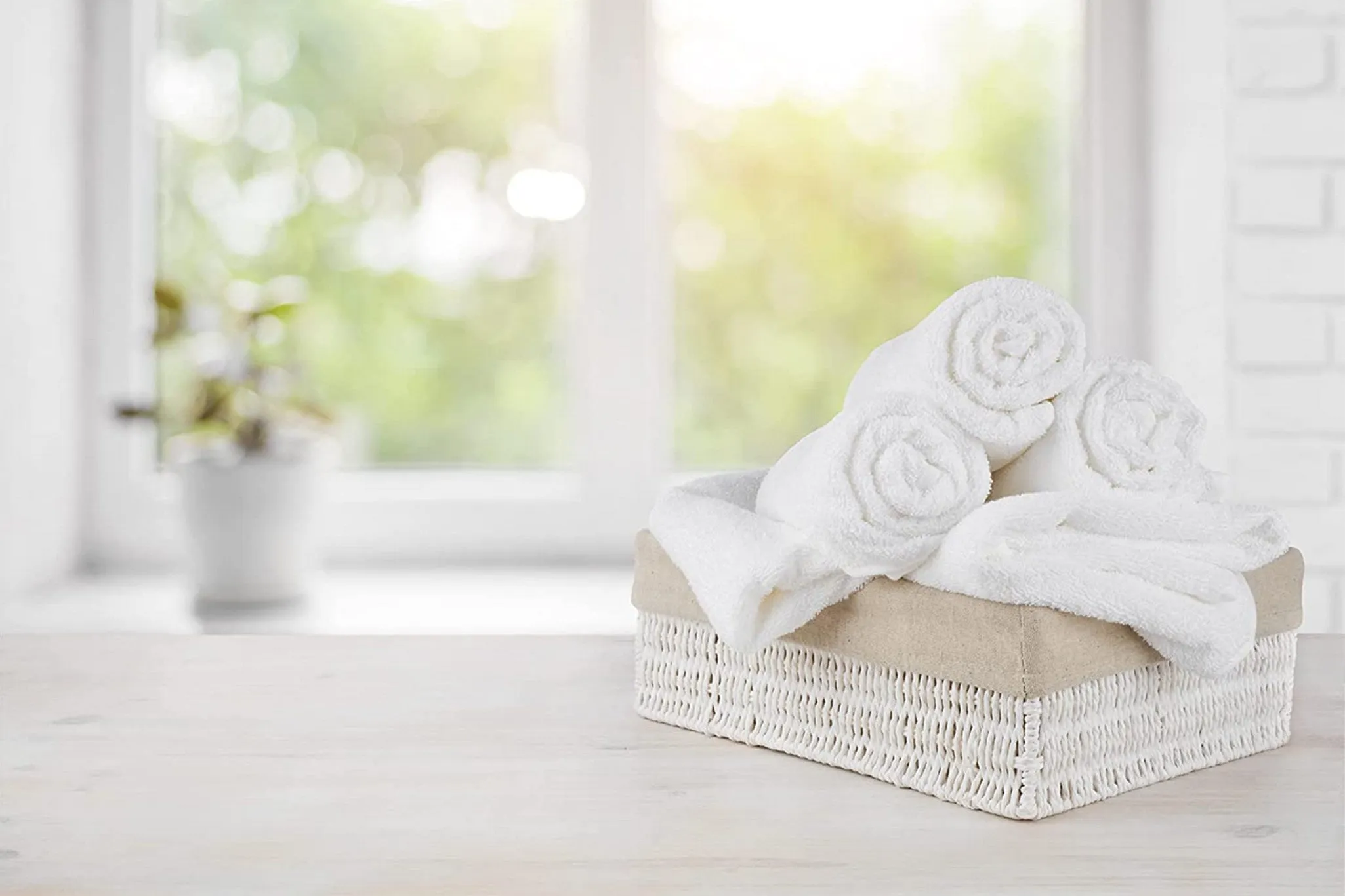 24 Pack Luxury 5 Star Hotel Premium Bath Towels Plush Heavy Weight  (27"x54") 17 lb/dz, Machine Washable super Soft