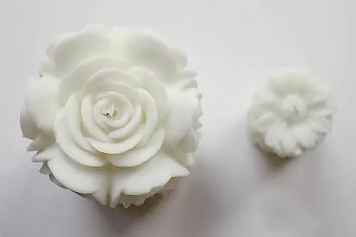 Enchantingly Ethereal Essence of White Roses: A Captivating Designer Pillar Scented Candle with Long-Lasting Fragrance and Decorative Charm