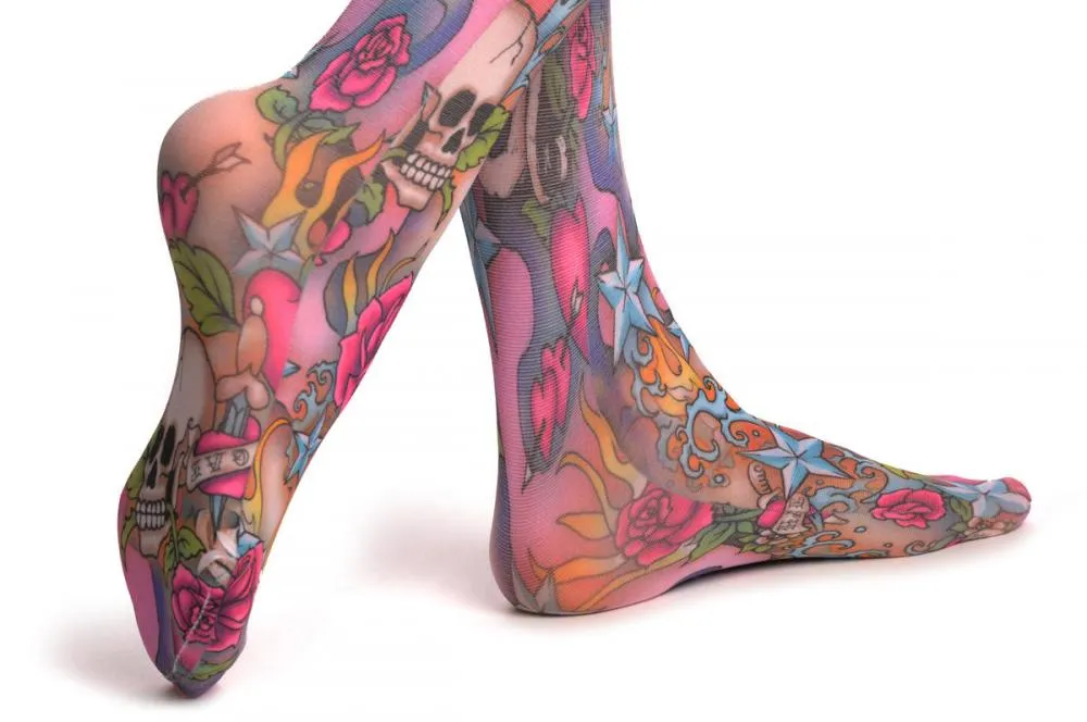 Pink Skulls & Roses & Hearts