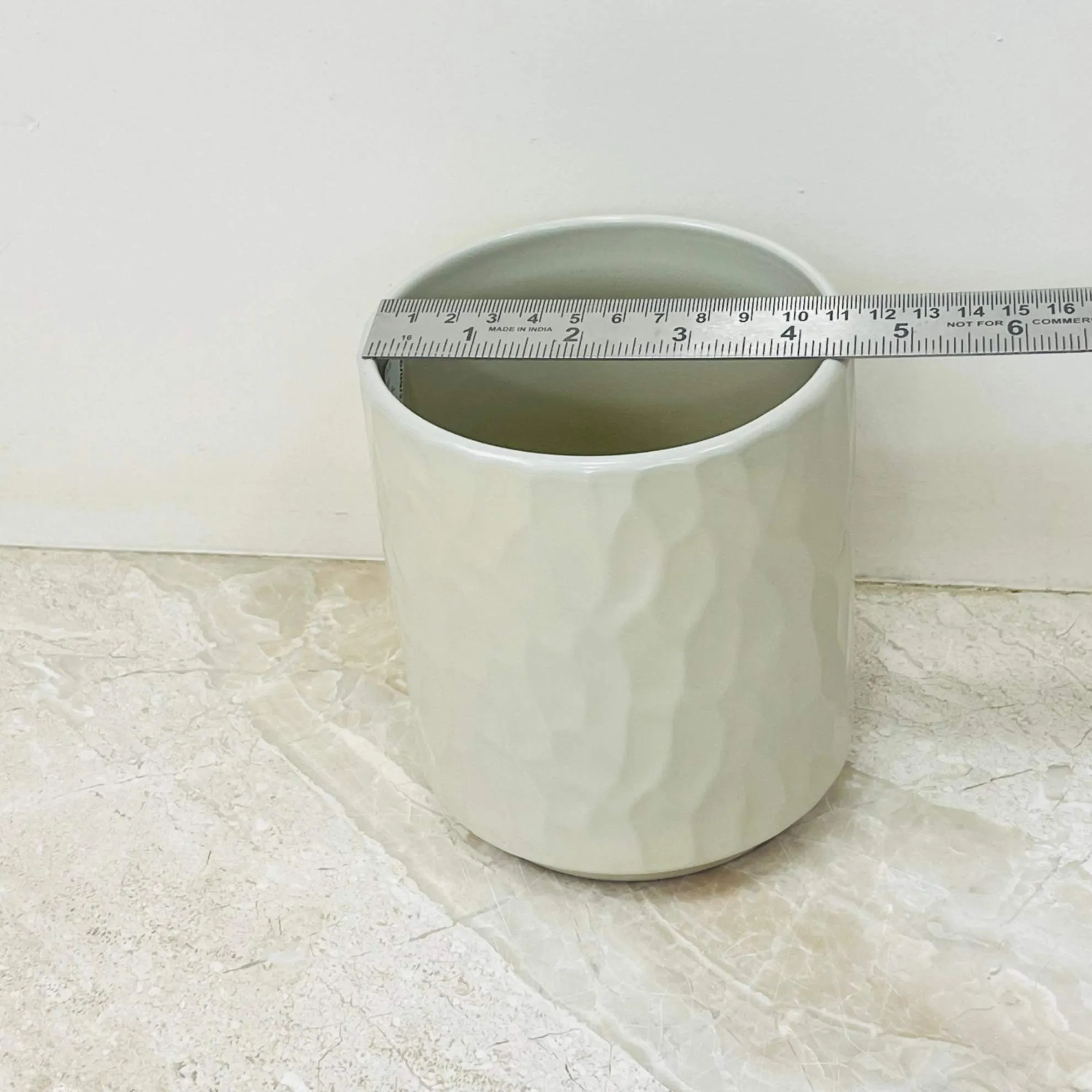 White Hammered Ceramic Planter – Glossy Textured Pot for Indoor Plants