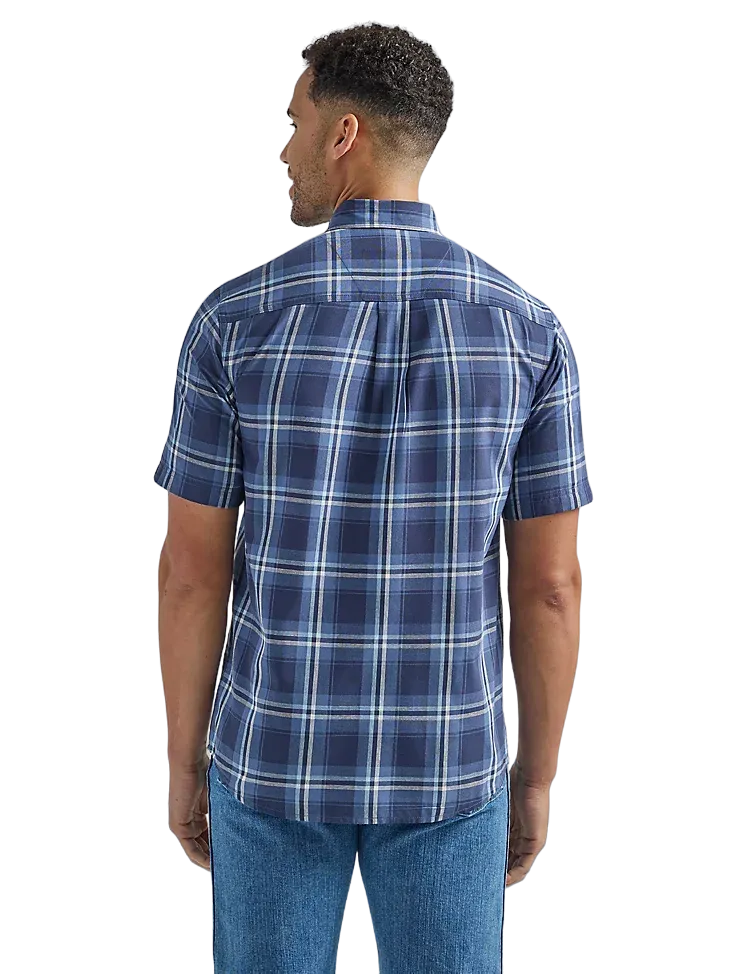 Wrangler Men's Rugged Wear Short Sleeve Deep Blue Shirt